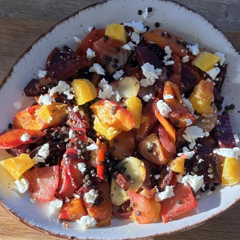 Ofengemüse-Salat mit Orangen-Linsen Vinaigrette